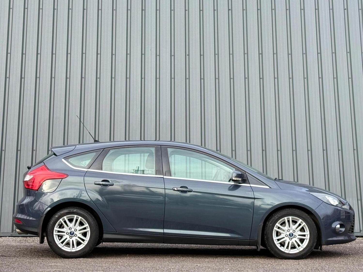 Used Ford Focus 2013 for sale - 77385180: Photo 12