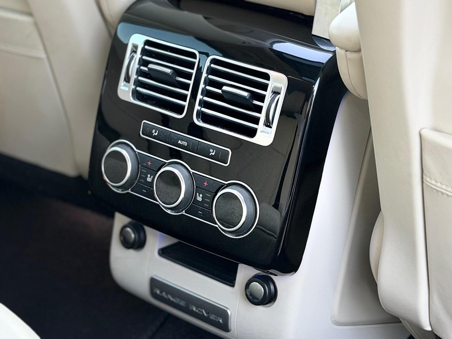 Used Land Rover Range Rover 2014 for sale - 77400085: Photo 28