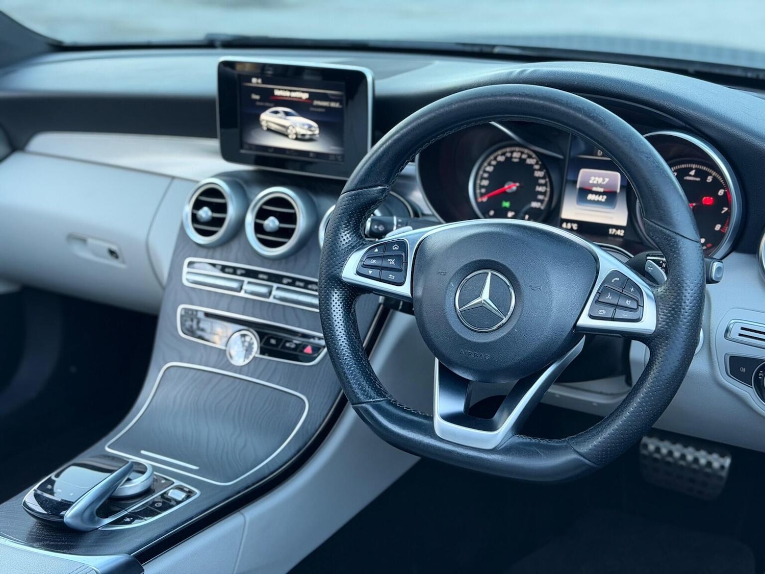 Used Mercedes-Benz C Class 2016 for sale - 78060511: Photo 5