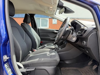 Used Ford Fiesta 2018 for sale - 79073661: Photo