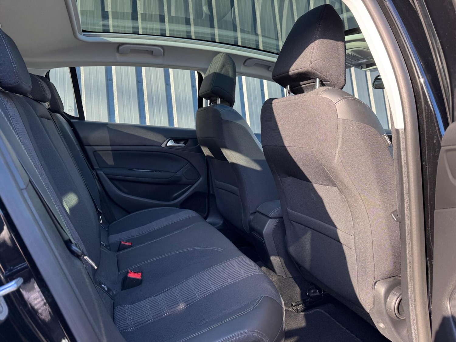 Used Peugeot 308 2018 for sale - 78018349: Photo 25