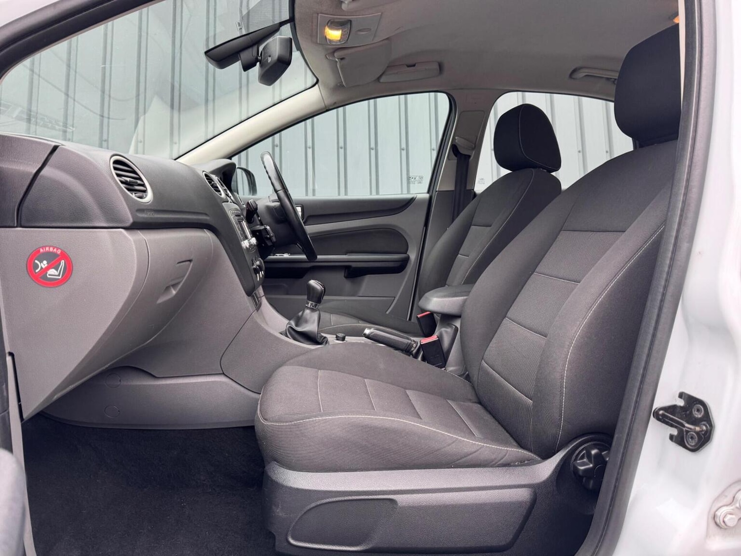 Used Ford Focus 2011 for sale - 77610016: Photo 28