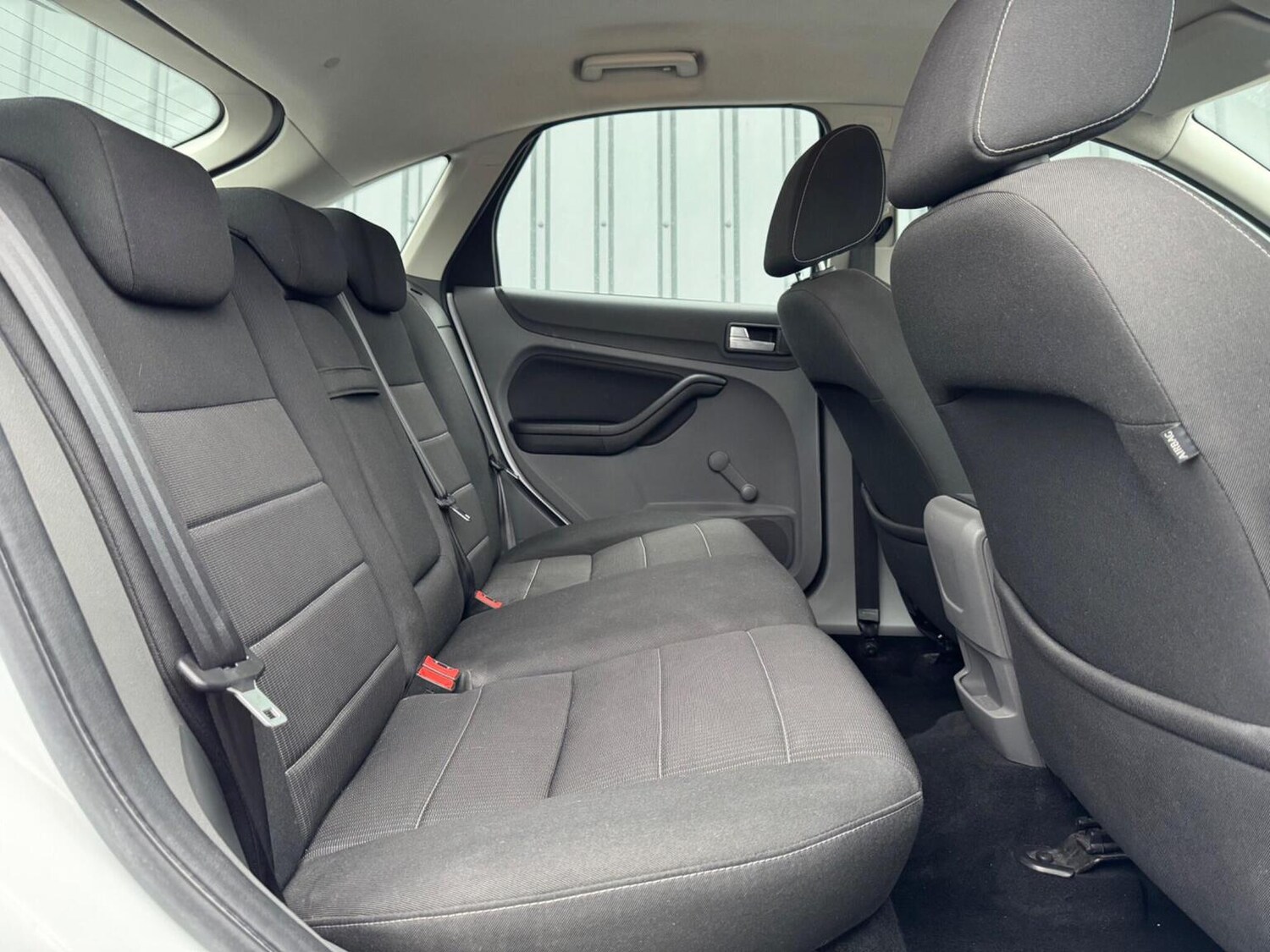 Used Ford Focus 2011 for sale - 77610016: Photo 34