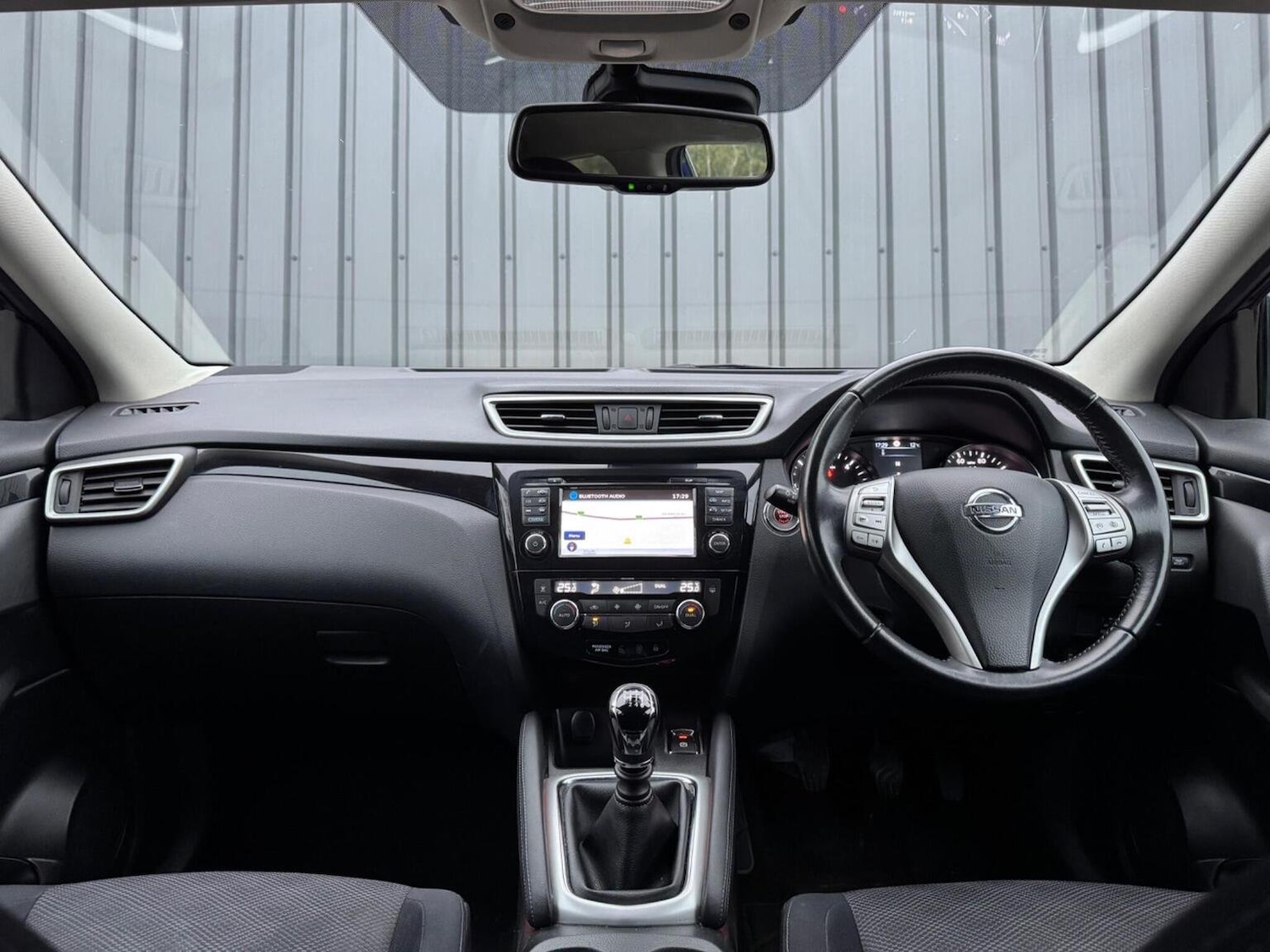 Used Nissan Qashqai 2017 for sale - 77310733: Photo 24