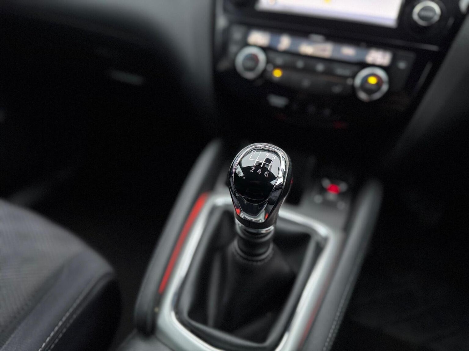 Used Nissan Qashqai 2017 for sale - 77310733: Photo 29