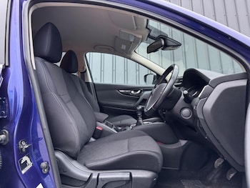 Used Nissan Qashqai 2017 for sale - 77310733: Photo