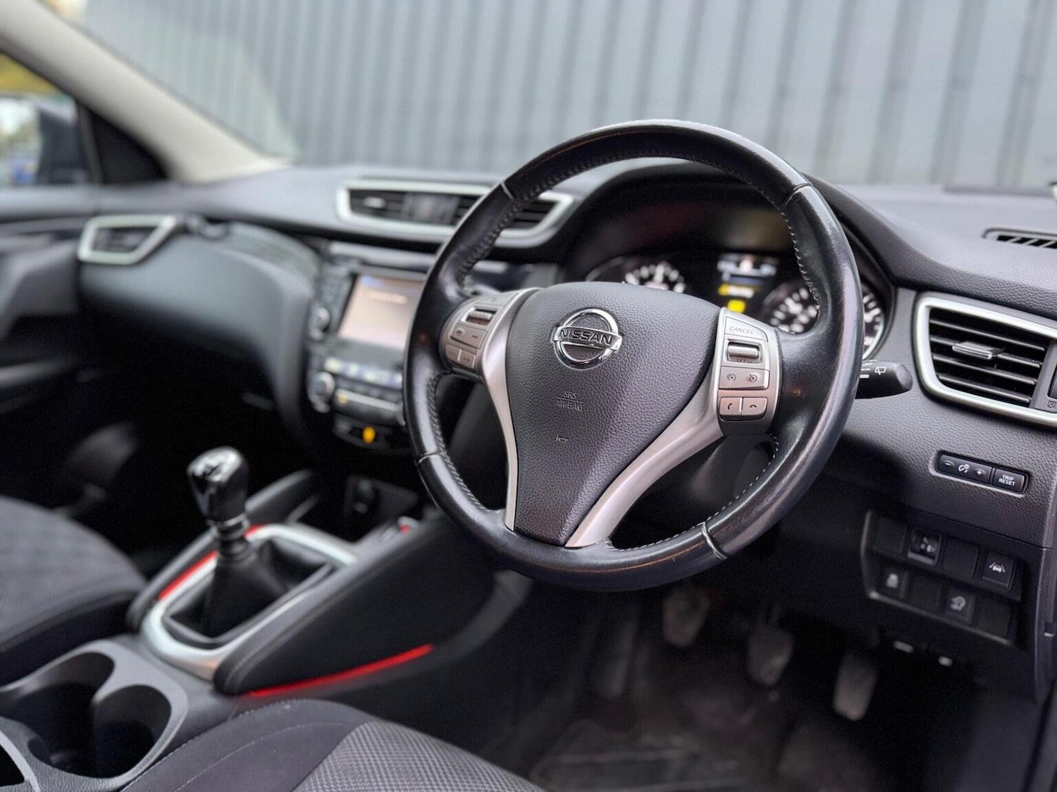 Used Nissan Qashqai 2017 for sale - 77310733: Photo 30