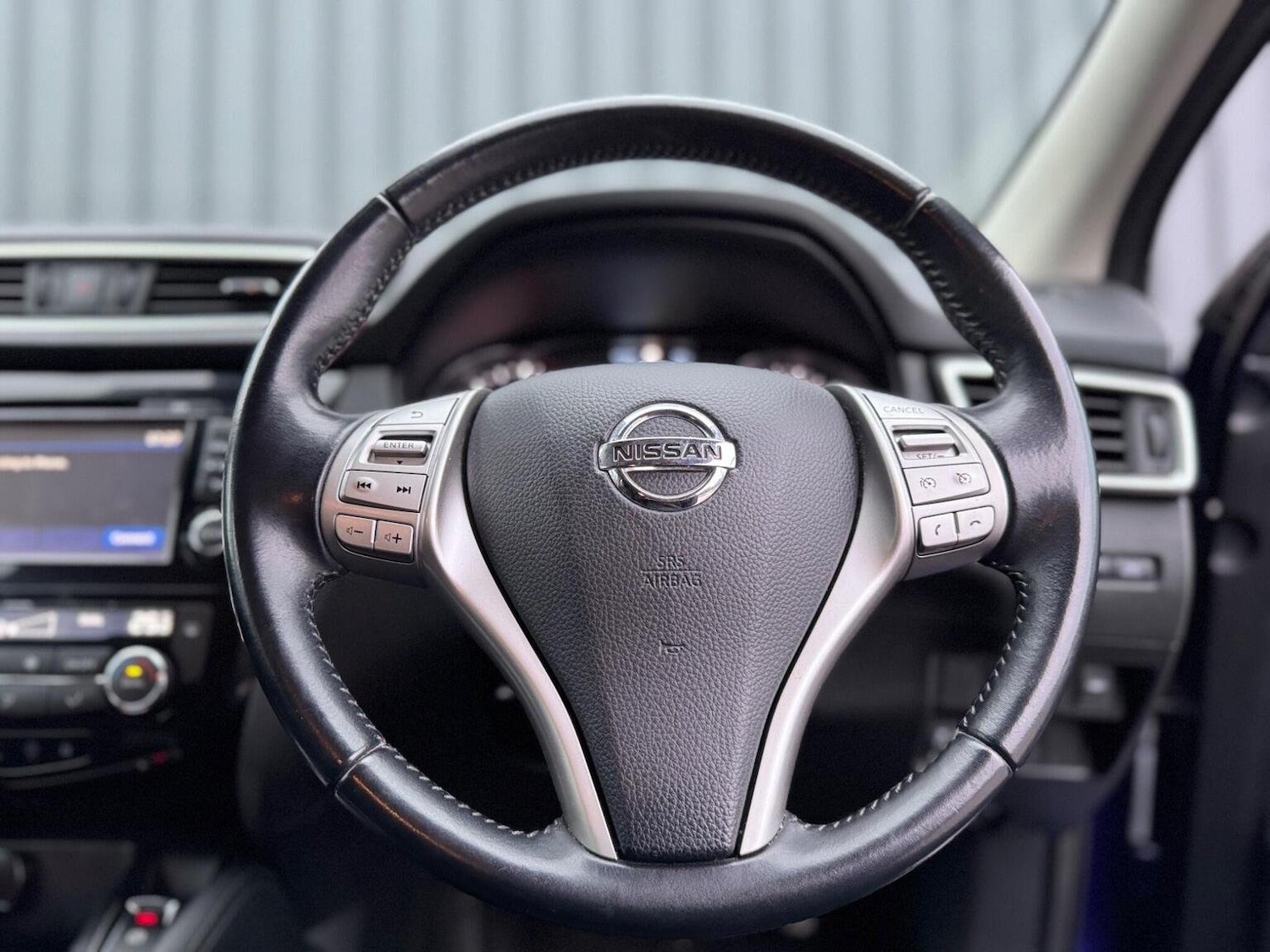 Used Nissan Qashqai 2017 for sale - 77310733: Photo 42