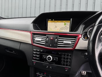 Used Mercedes-Benz E Class 2010 for sale - 78258171: Photo