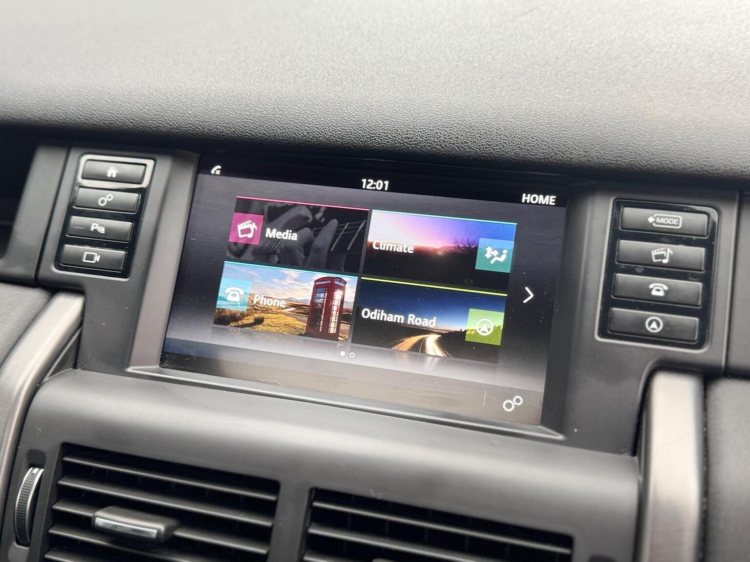 Used Land Rover Discovery Sport 2019 for sale - 77851441: Photo 25