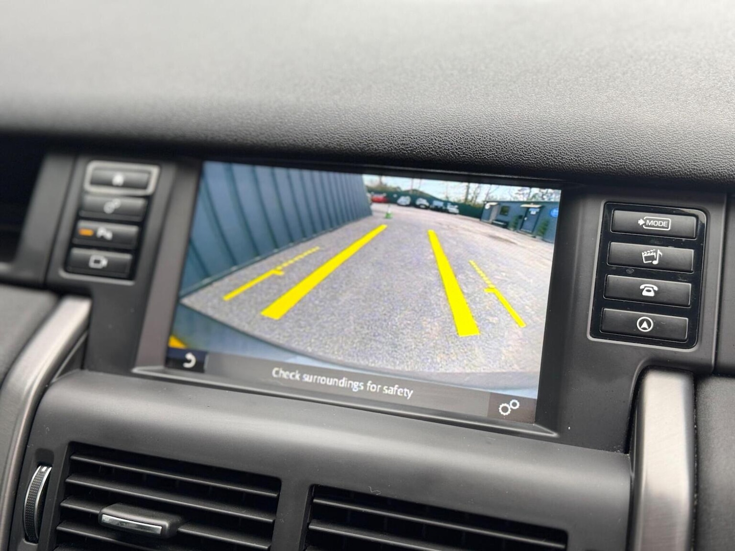 Used Land Rover Discovery Sport 2019 for sale - 77851441: Photo 26