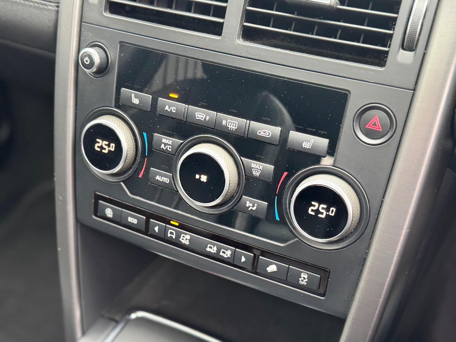 Used Land Rover Discovery Sport 2019 for sale - 77851441: Photo 30