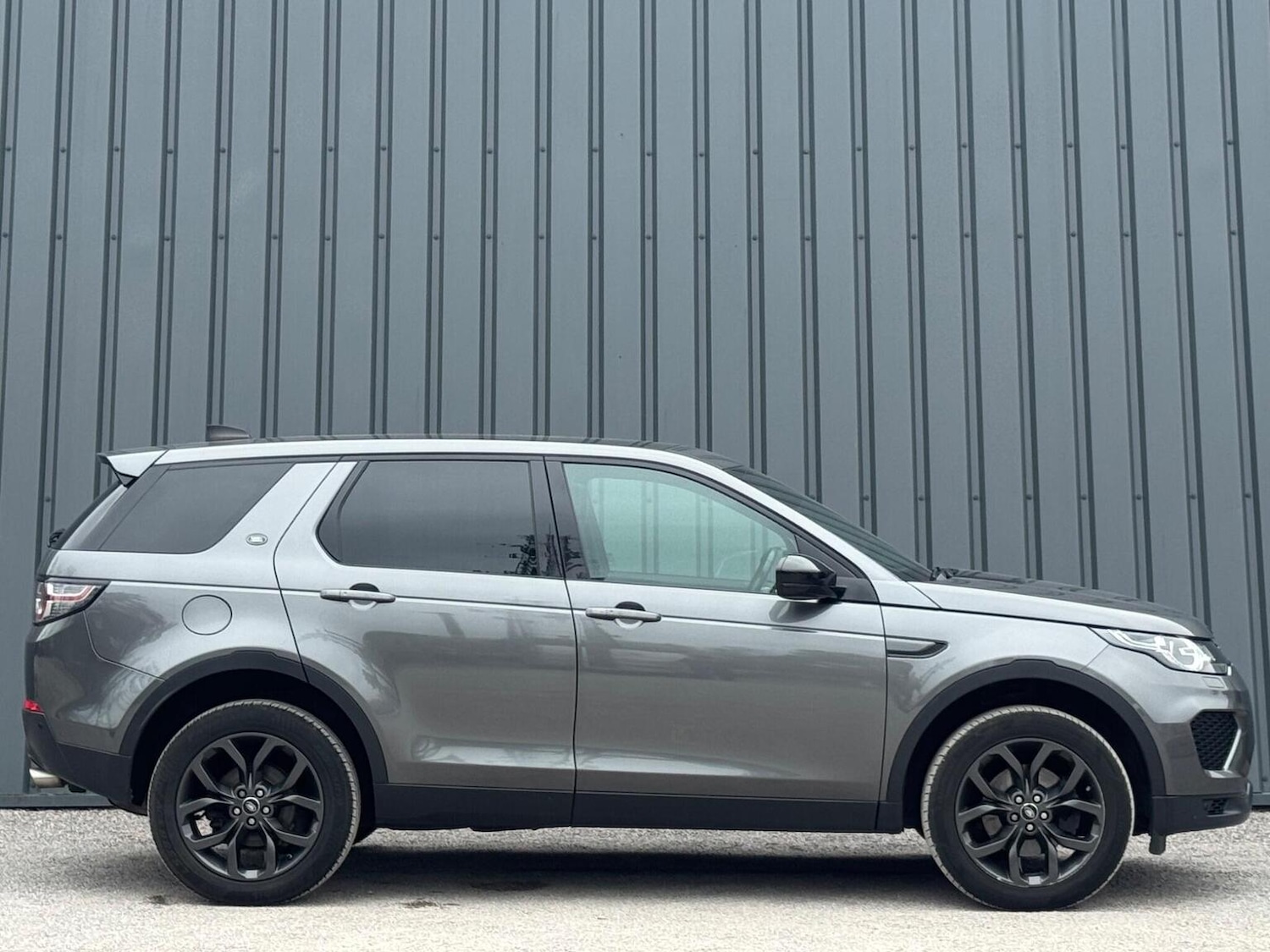 Used Land Rover Discovery Sport 2019 for sale - 77851441: Photo 5