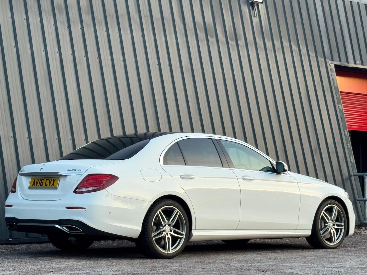 Used Mercedes-Benz E Class 2016 for sale - 77207205: Photo 9