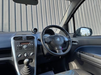 Used Vauxhall Agila 2011 for sale - 79542008: Photo