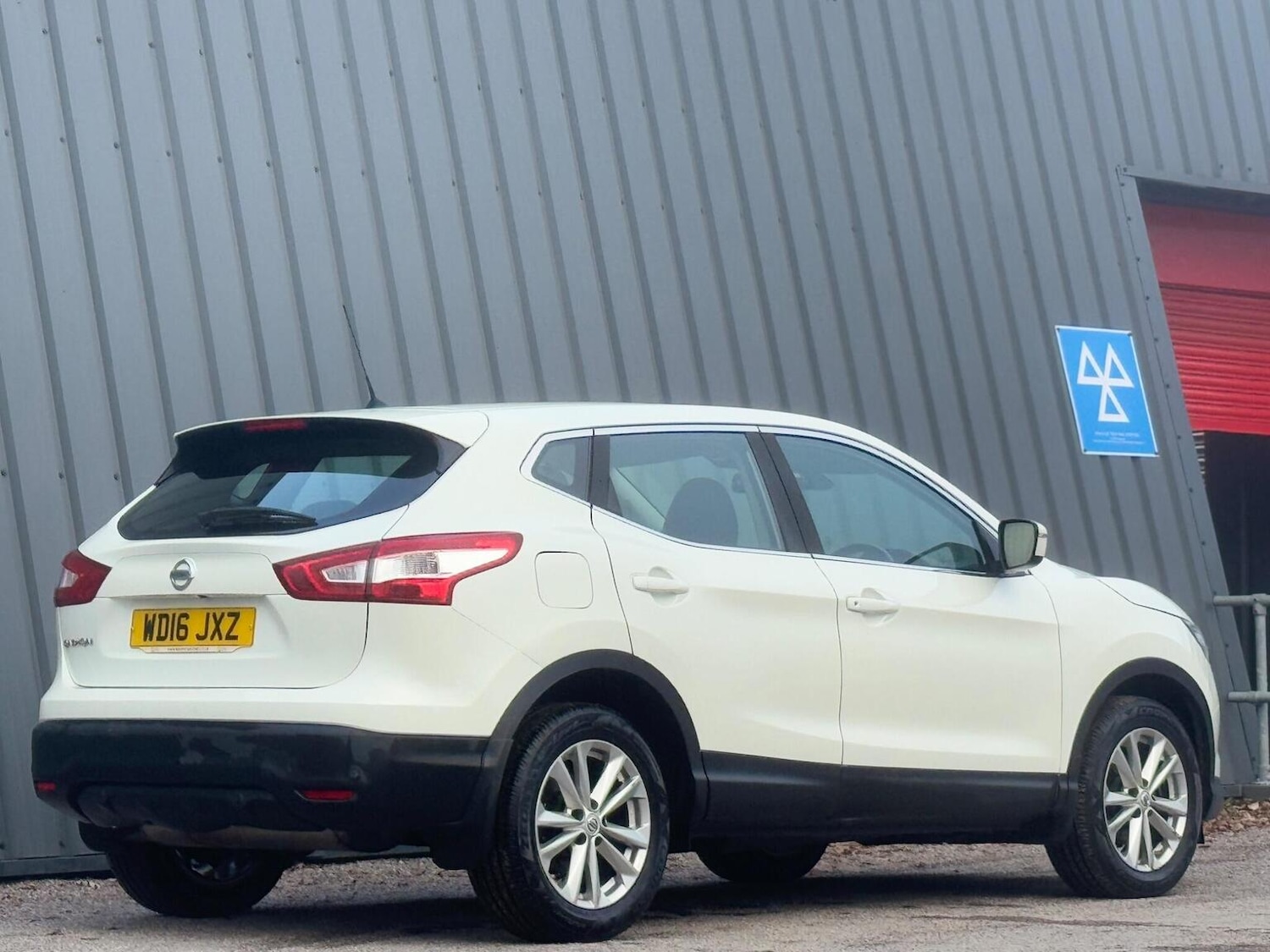 Used Nissan Qashqai 2016 for sale - 77207203: Photo 12