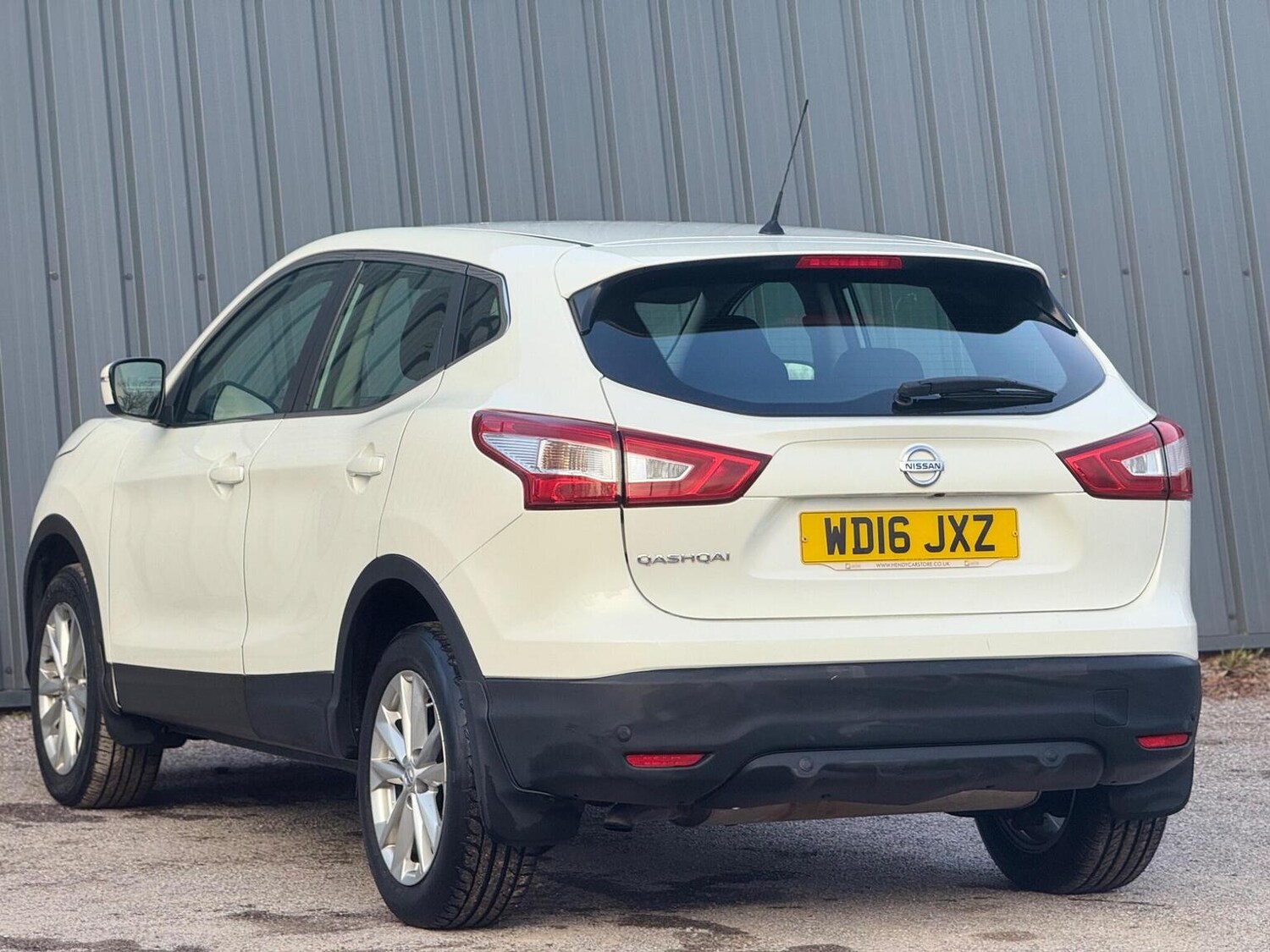 Used Nissan Qashqai 2016 for sale - 77207203: Photo 15