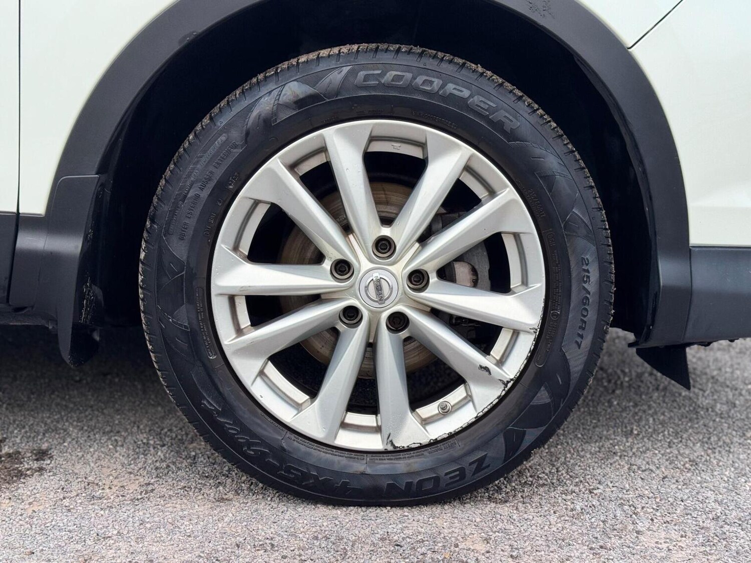 Used Nissan Qashqai 2016 for sale - 77207203: Photo 18