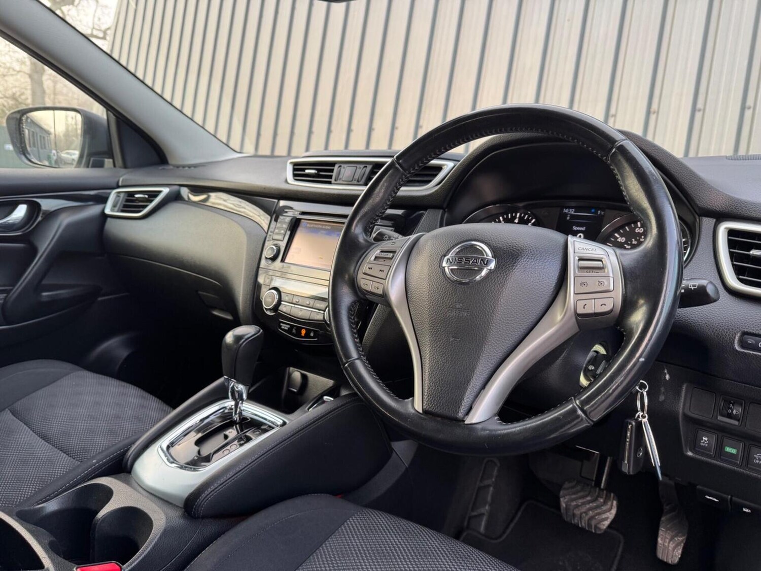 Used Nissan Qashqai 2016 for sale - 77207203: Photo 36