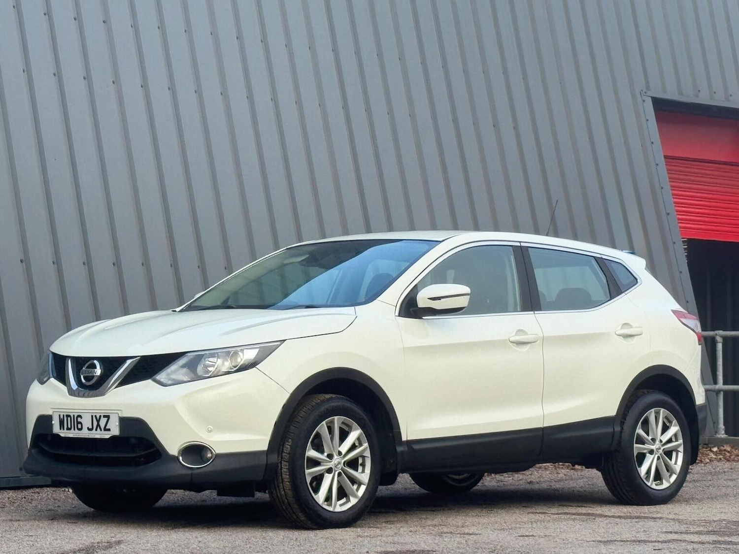 Used Nissan Qashqai 2016 for sale - 77207203: Photo 8