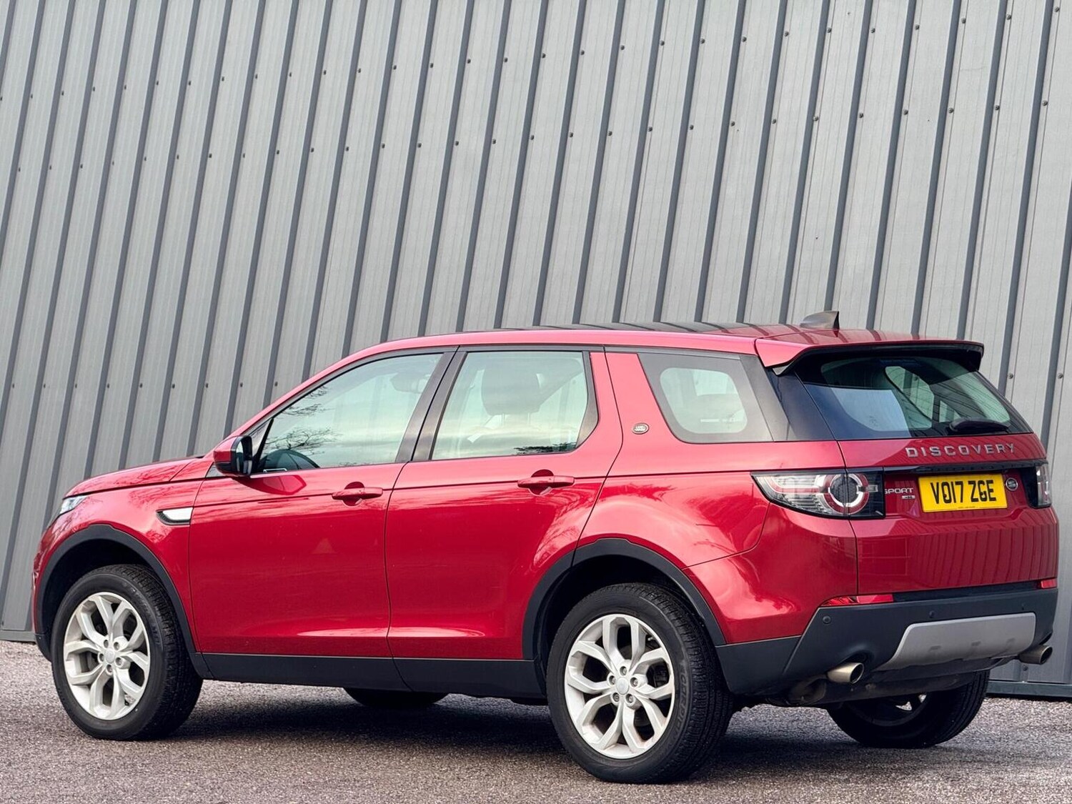 Used Land Rover Discovery Sport 2017 for sale - 77207171: Photo 12