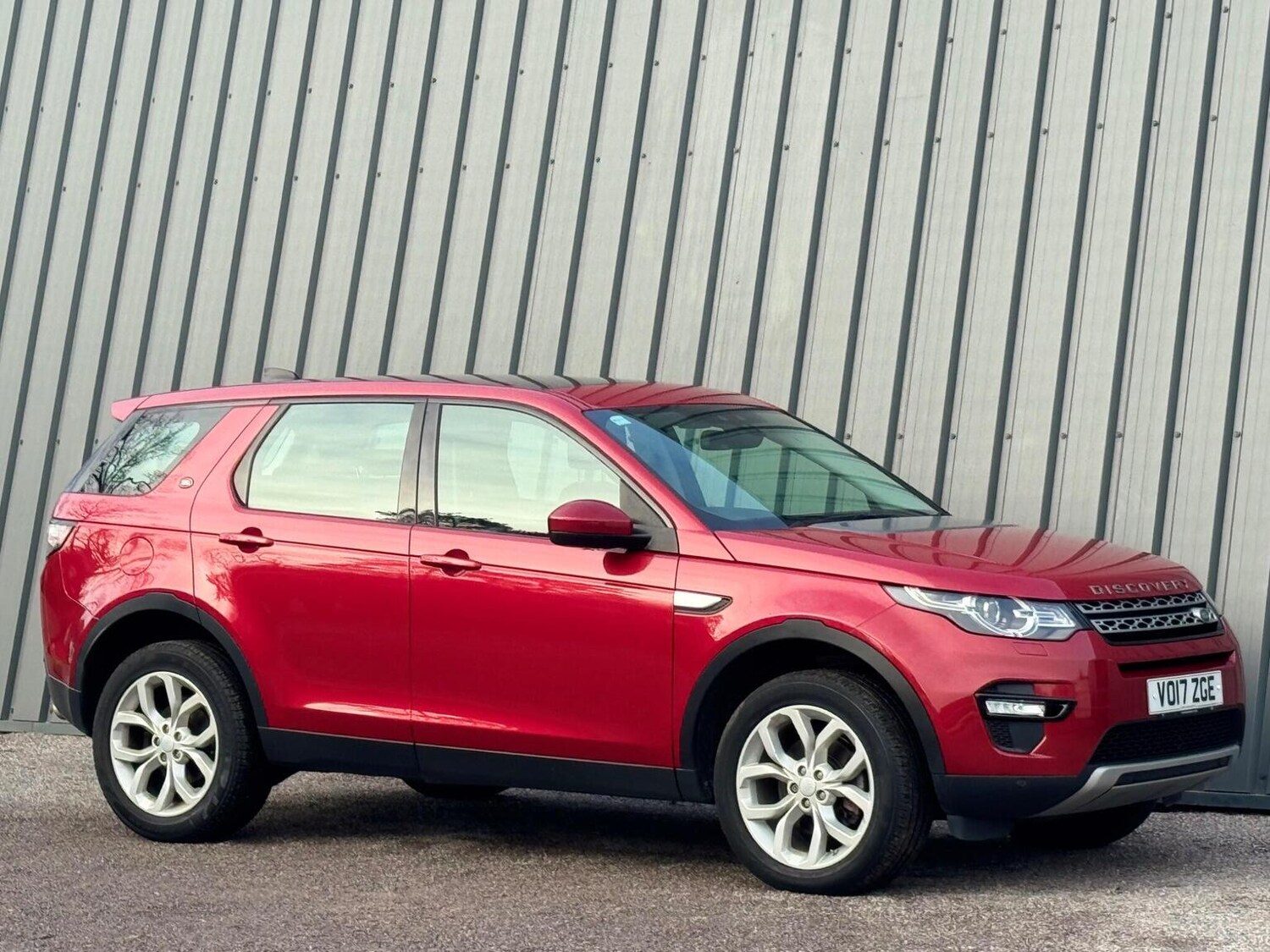 Used Land Rover Discovery Sport 2017 for sale - 77207171: Photo 8