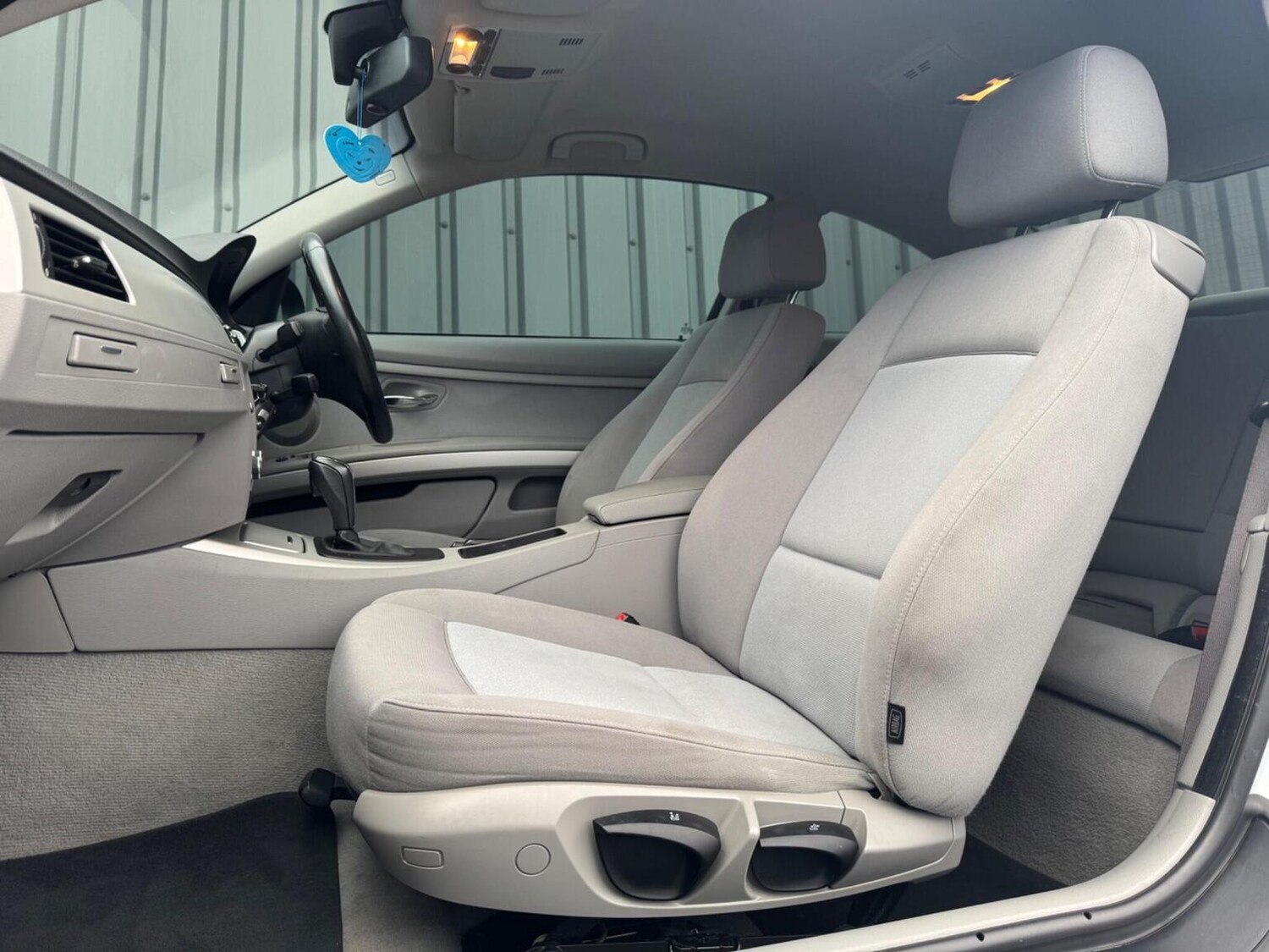 Used BMW 3 Series 2009 for sale - 77207140: Photo 22