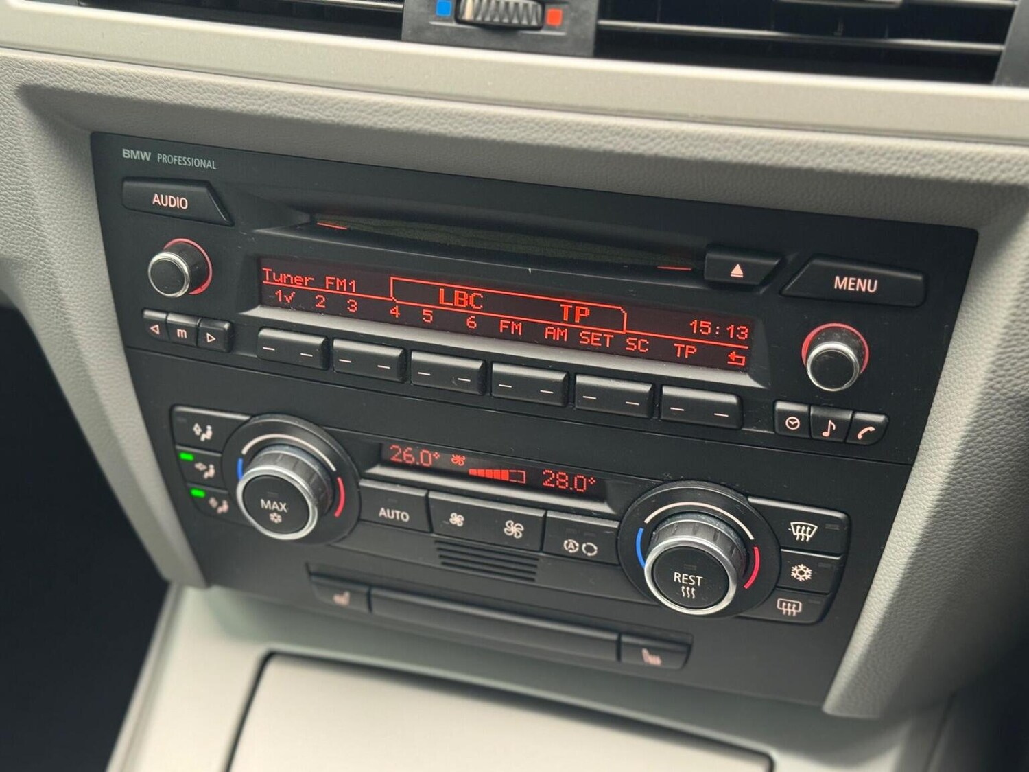 Used BMW 3 Series 2009 for sale - 77207140: Photo 27