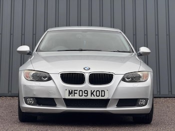 Used BMW 3 Series 2009 for sale - 77207140: Photo