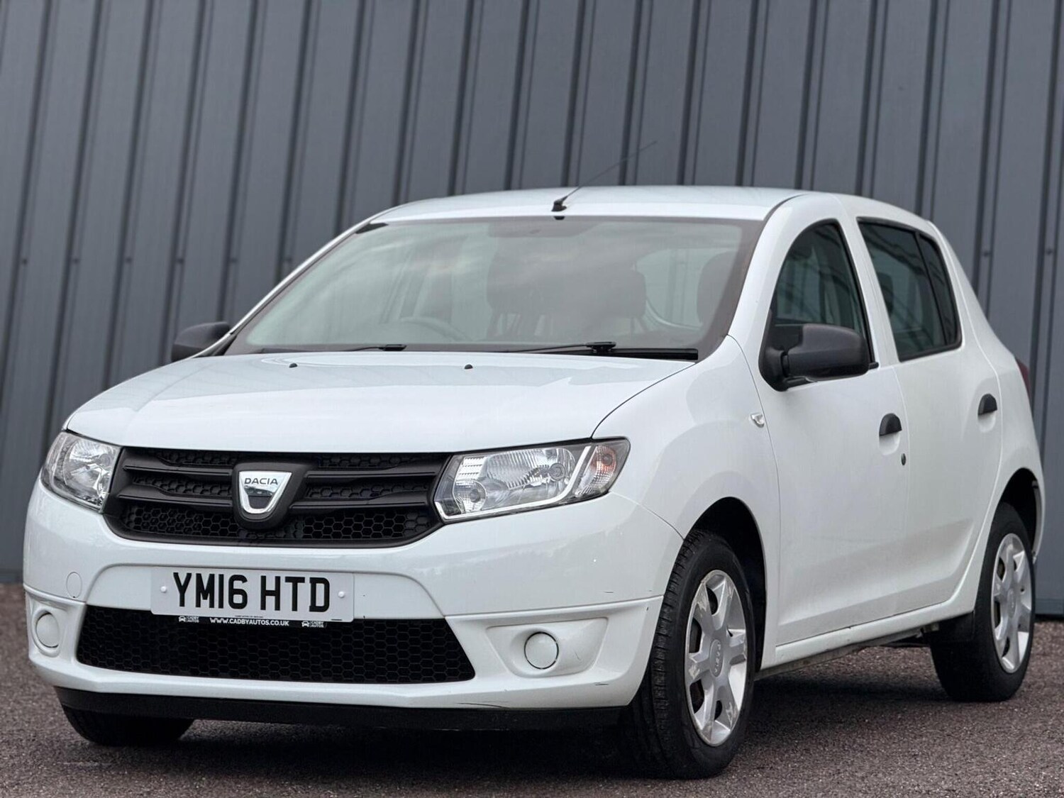 Used Dacia Sandero 2016 for sale - 77398338: Photo 6
