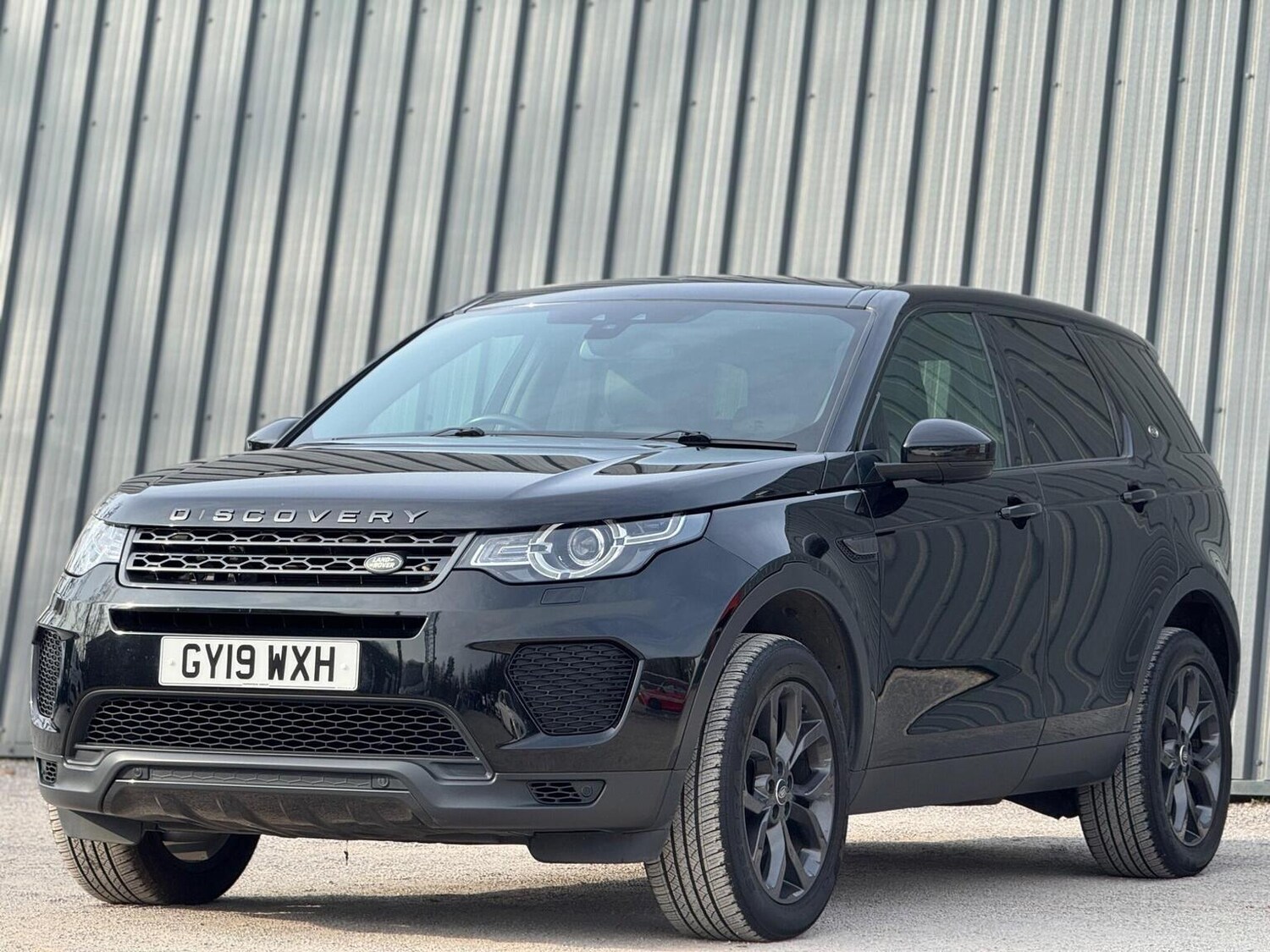 Used Land Rover Discovery Sport 2019 for sale - 77991792: Photo 40