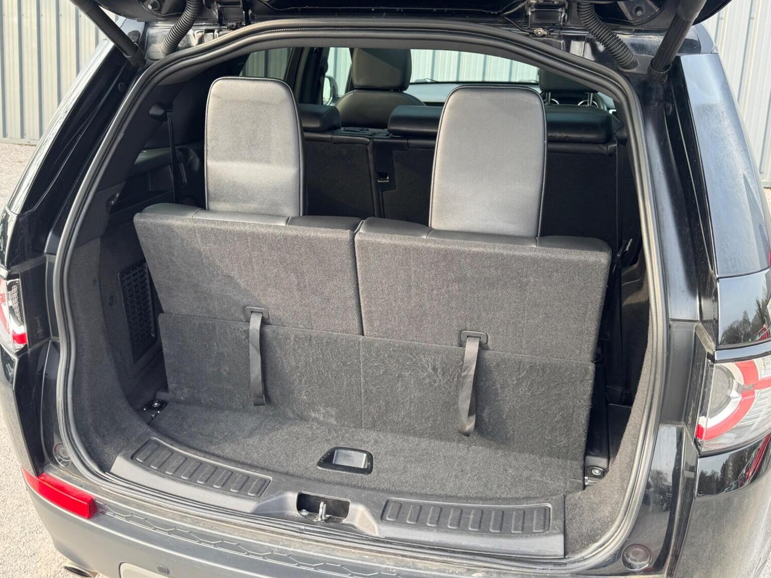 Used Land Rover Discovery Sport 2019 for sale - 77991792: Photo 44