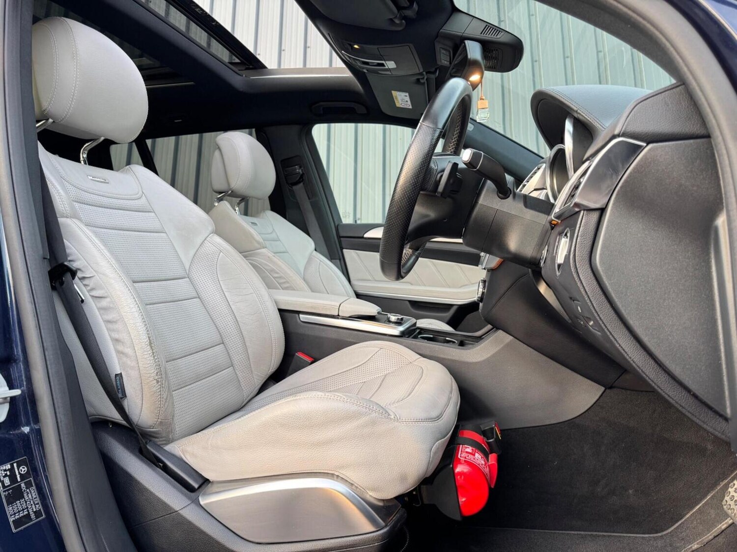 Used Mercedes-Benz GL Class 2014 for sale - 77207131: Photo 15