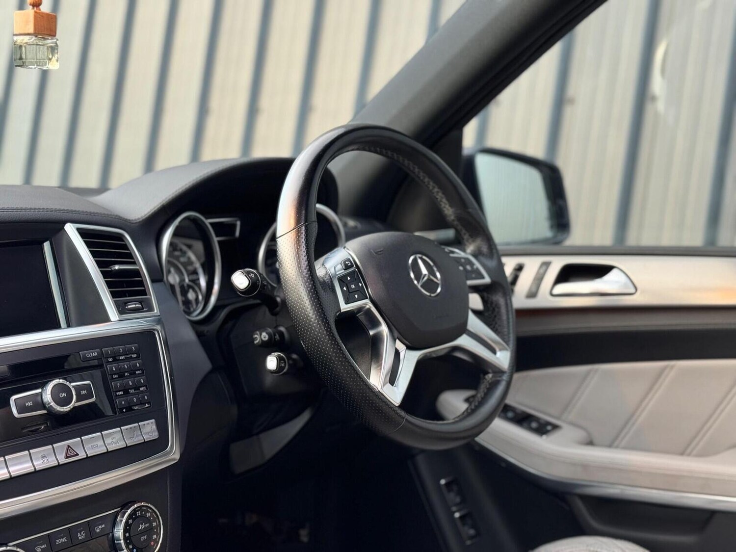 Used Mercedes-Benz GL Class 2014 for sale - 77207131: Photo 34