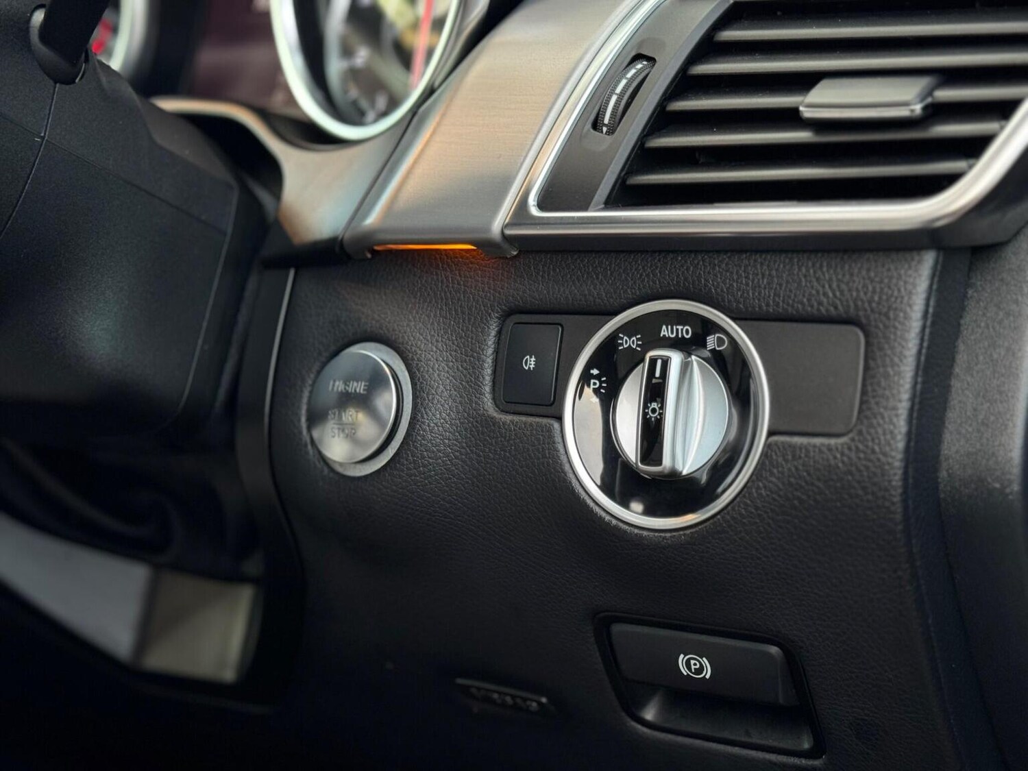 Used Mercedes-Benz GL Class 2014 for sale - 77207131: Photo 46