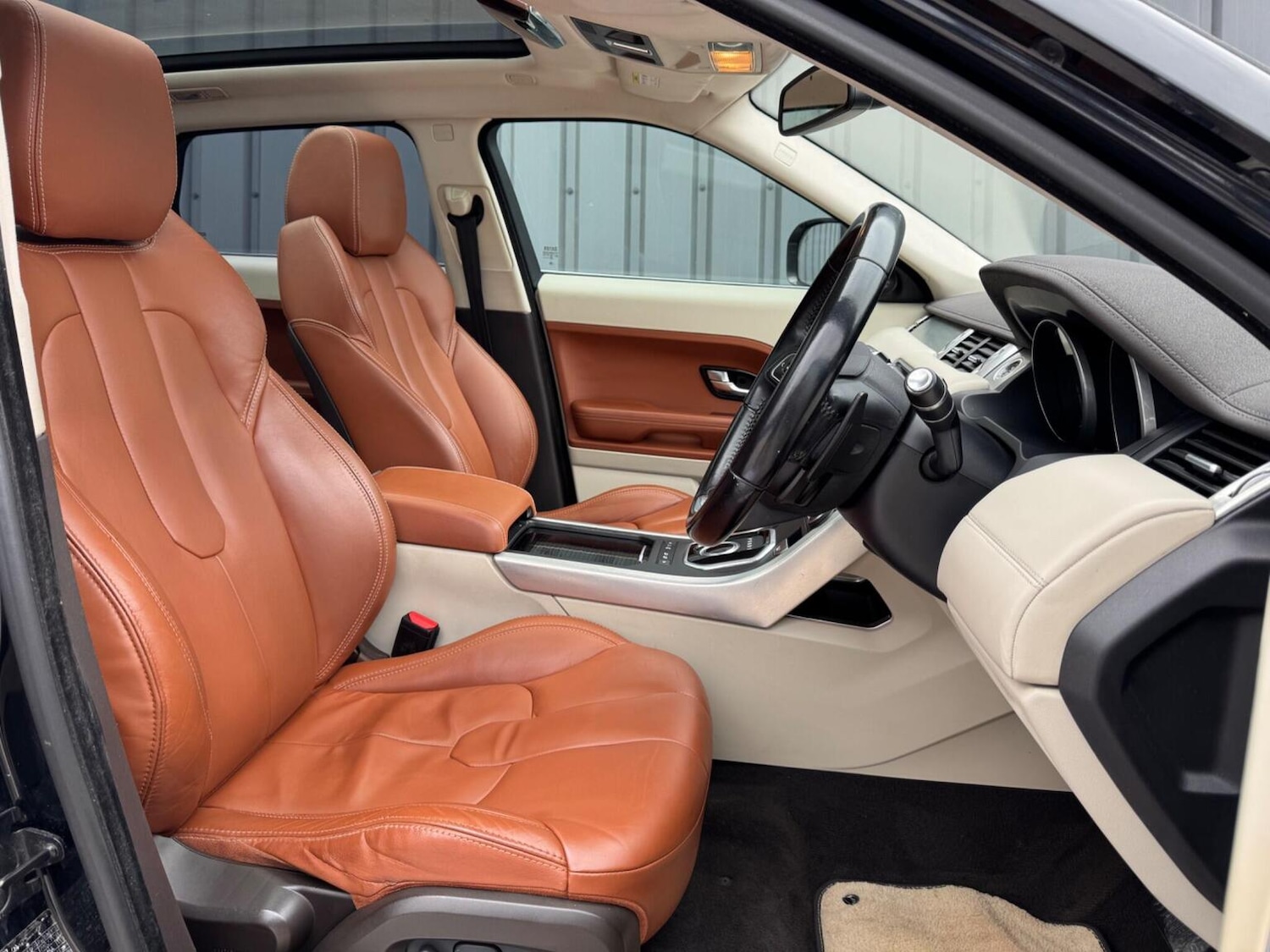 Used Land Rover Range Rover Evoque 2011 for sale - 78098148: Photo 14