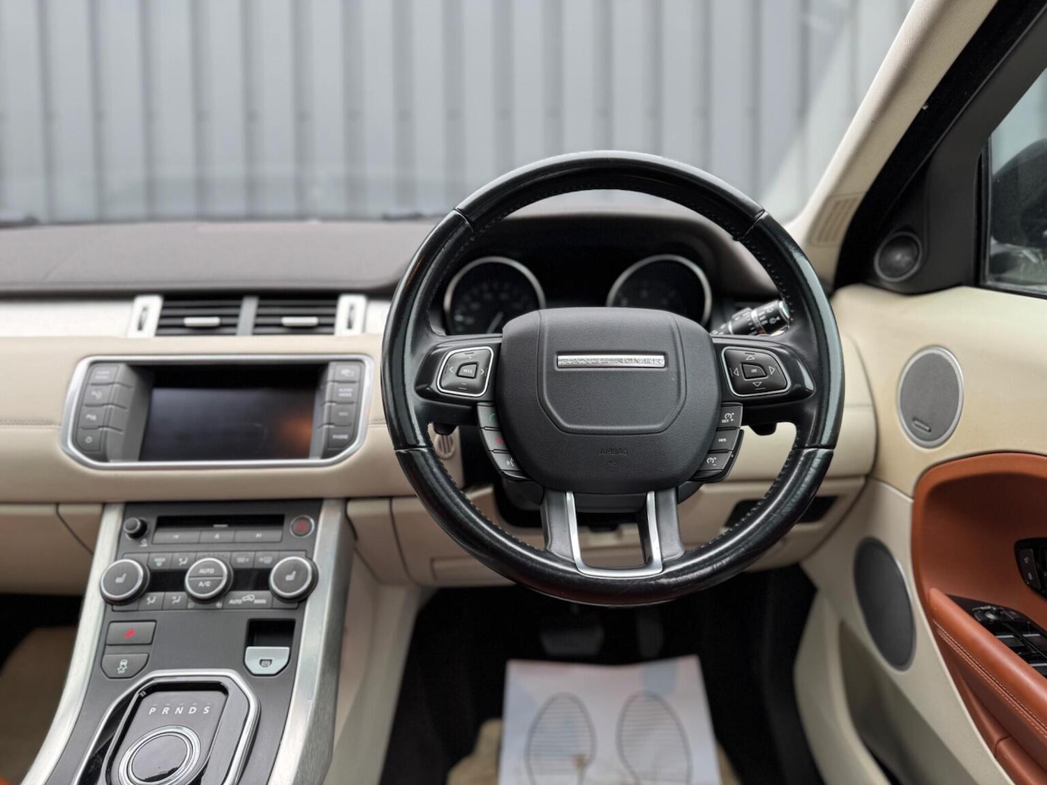 Used Land Rover Range Rover Evoque 2011 for sale - 78098148: Photo 32