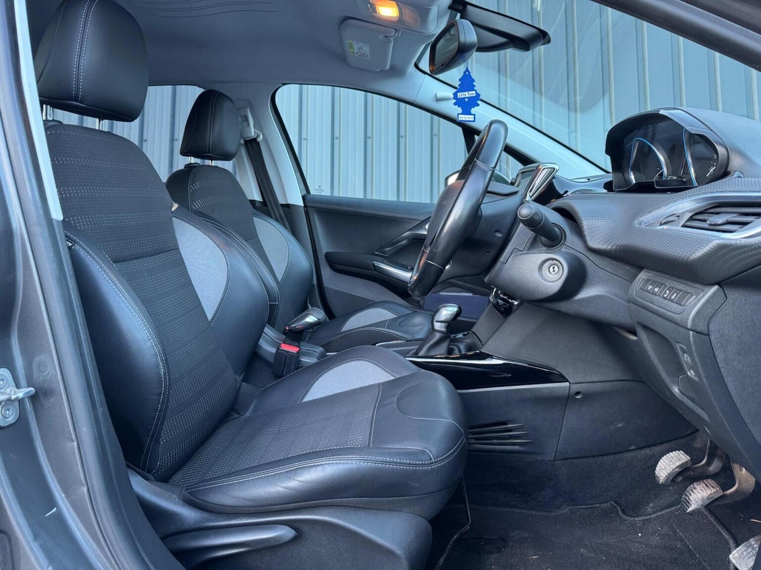 Used Peugeot 2008 2017 for sale - 77400060: Photo 13