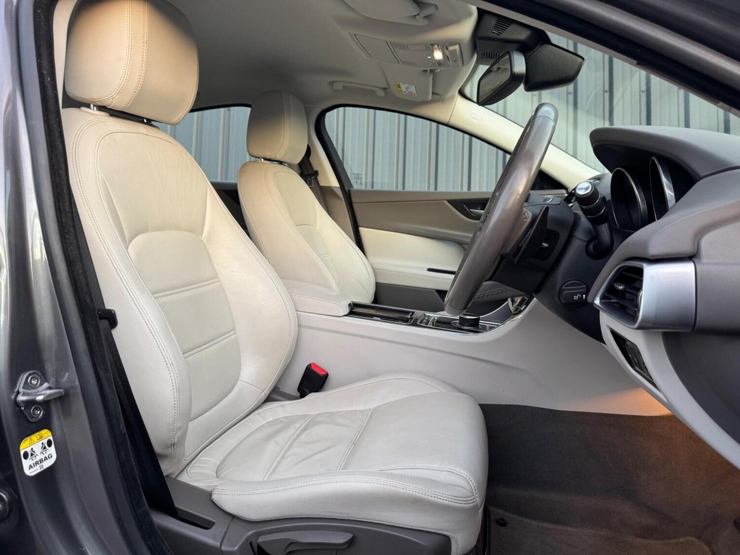 Used Jaguar XE 2017 for sale - 77207138: Photo 13