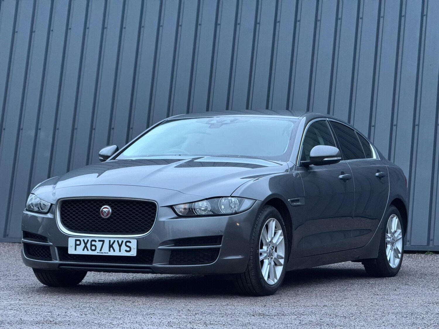 Used Jaguar XE 2017 for sale - 77207138: Photo 17
