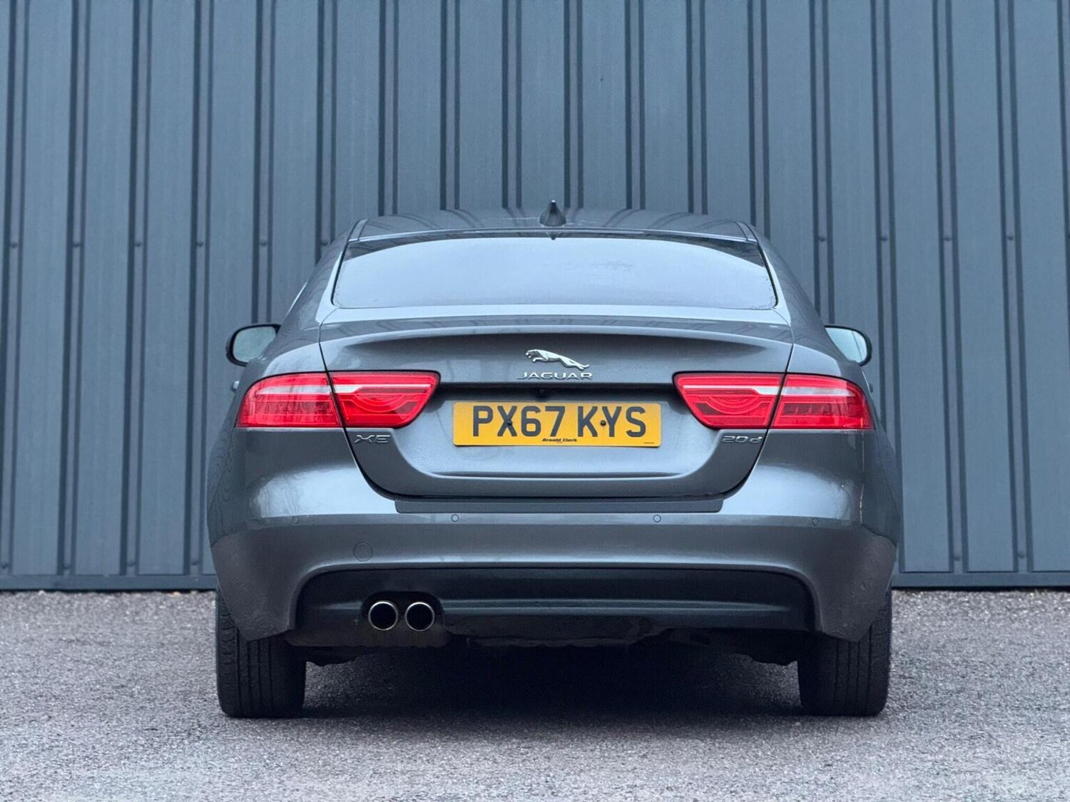 Used Jaguar XE 2017 for sale - 77207138: Photo 28