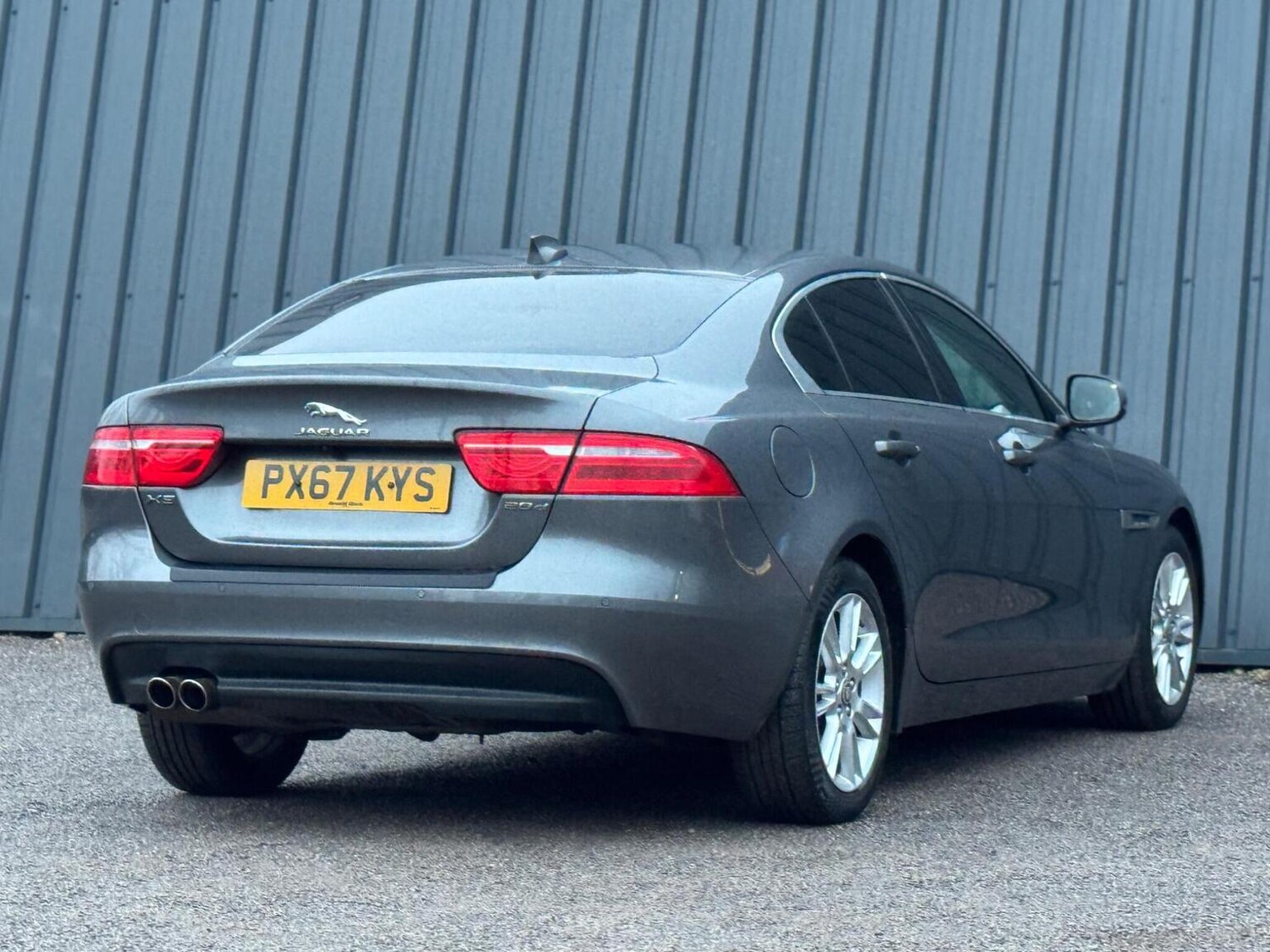 Used Jaguar XE 2017 for sale - 77207138: Photo 30