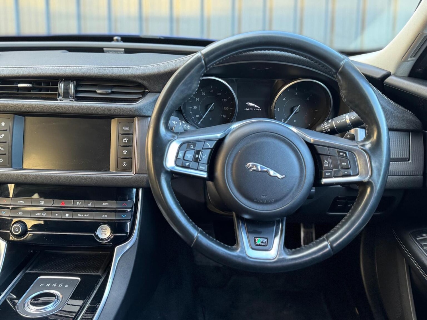 Used Jaguar XF 2016 for sale - 77213378: Photo 25