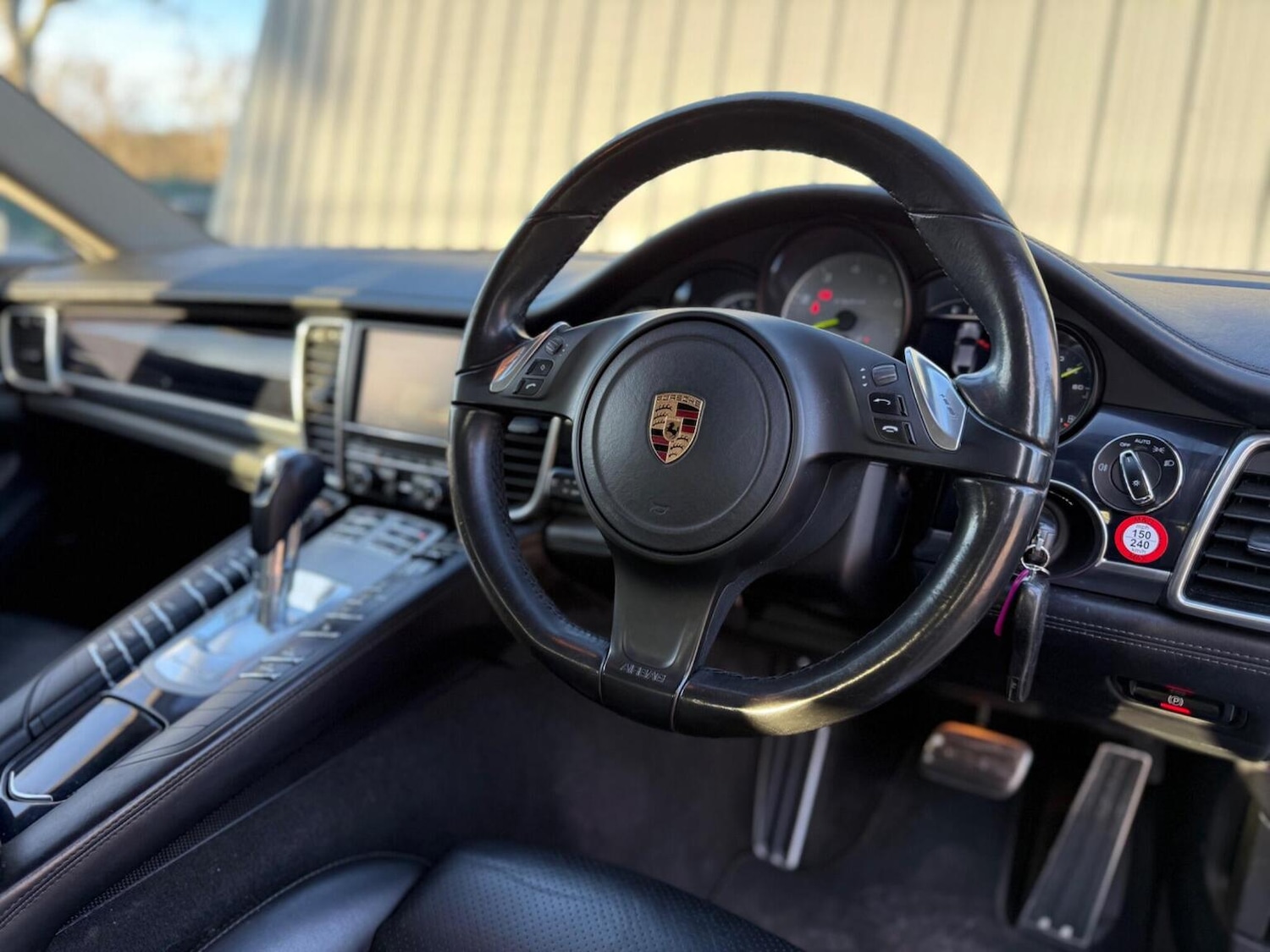 Used Porsche Panamera 2016 for sale - 77781587: Photo 2