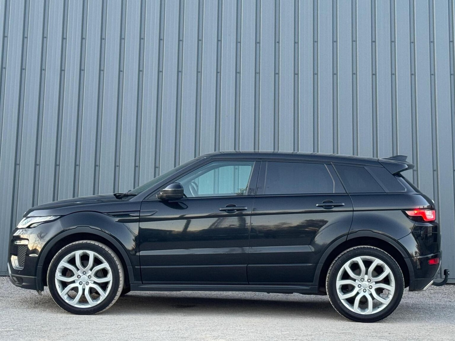 Used Land Rover Range Rover Evoque 2017 for sale - 77977086: Photo 6