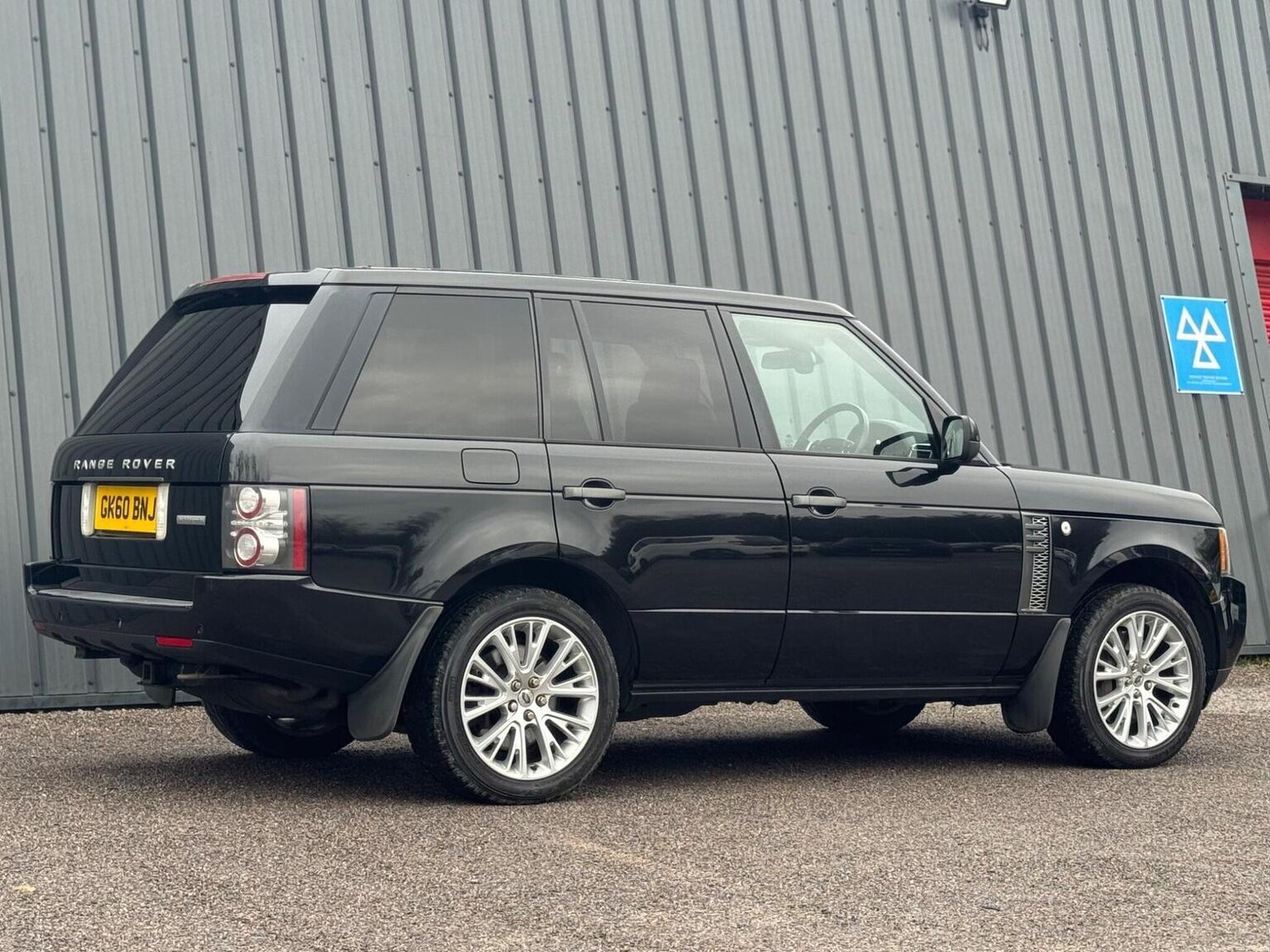 Used Land Rover Range Rover 2010 for sale - 77400039: Photo 11