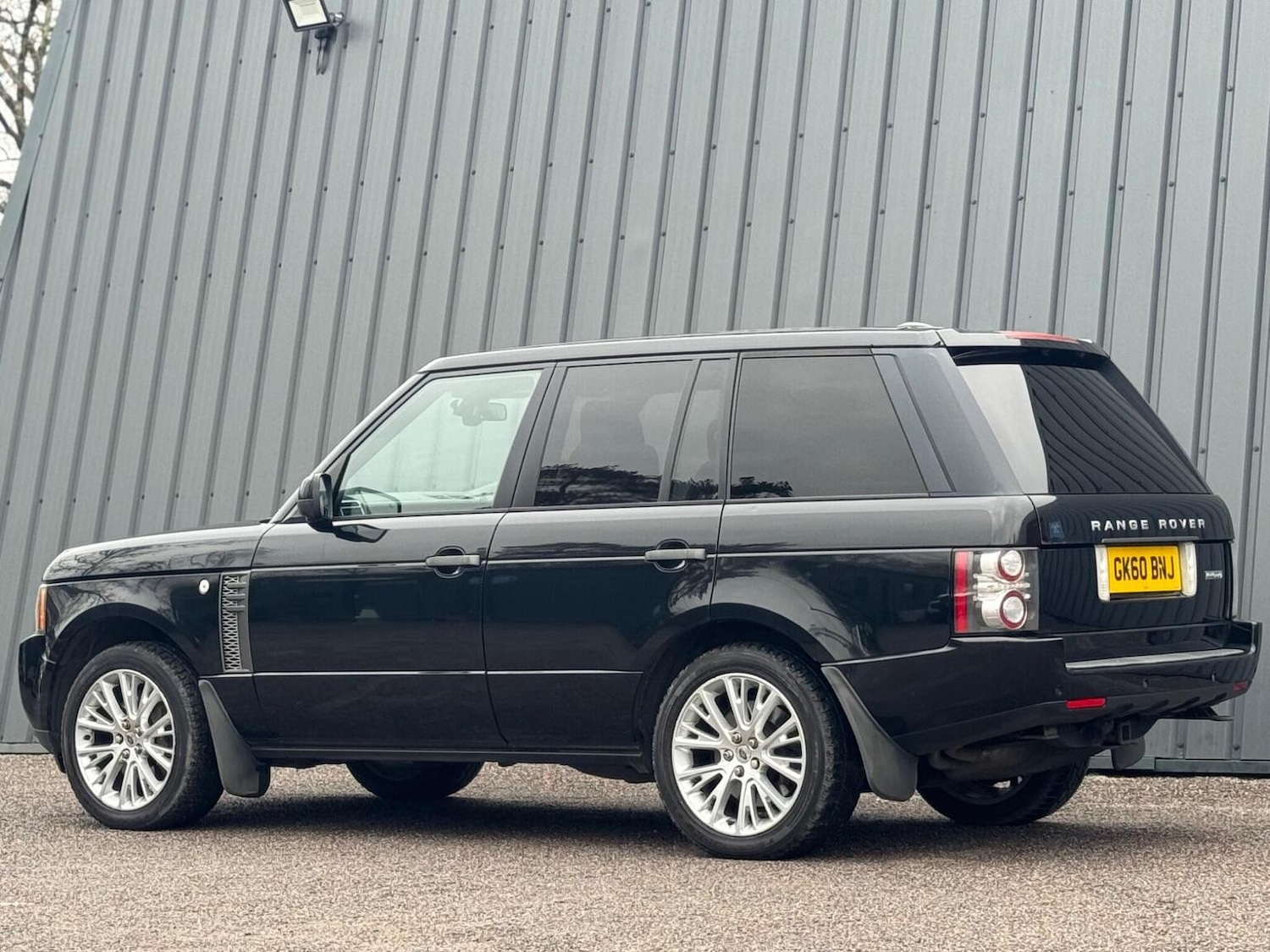 Used Land Rover Range Rover 2010 for sale - 77400039: Photo 9