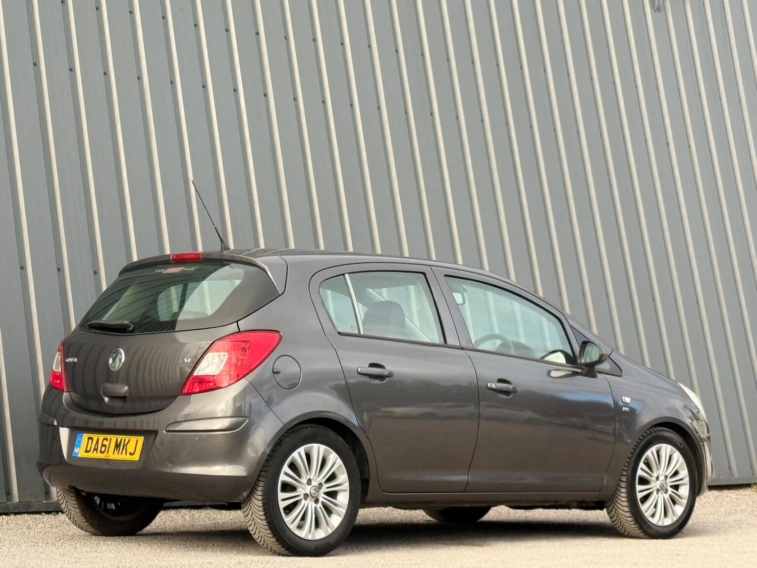 Used Vauxhall Corsa 2012 for sale - 78098155: Photo 9