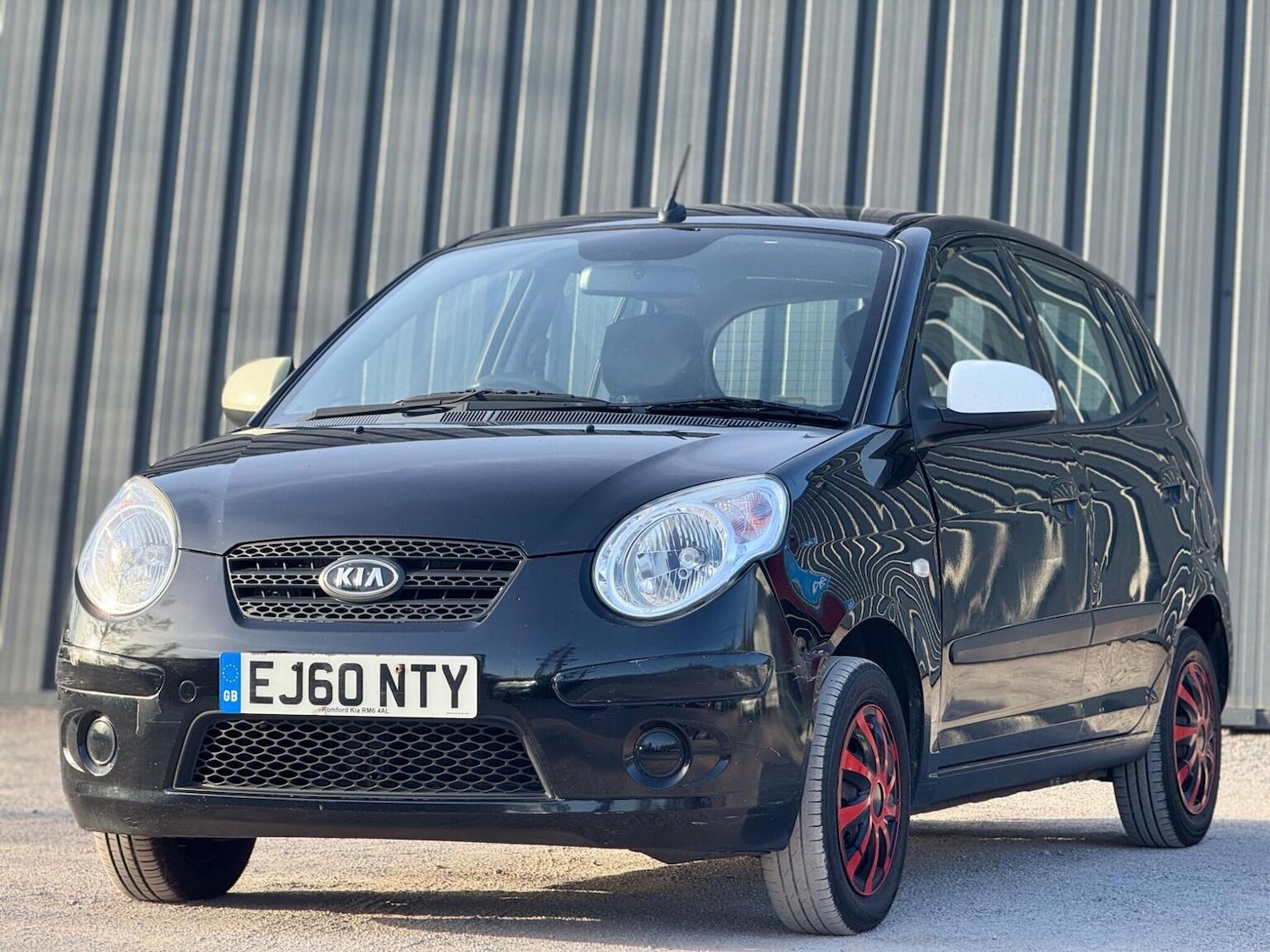 Used Kia Picanto 2010 for sale - 78182827: Photo 4