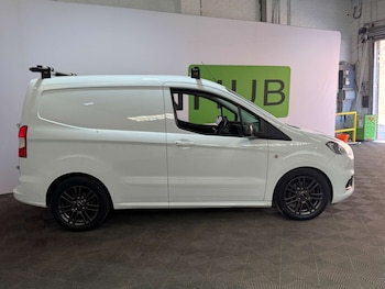 Used Ford Transit Courier 2019 for sale - 79546597: Photo